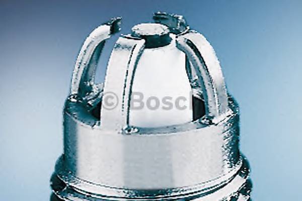 BOSCH 0 242 240 590 Свічка запалювання