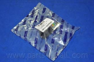 PARTS-MALL PXCBC-001S Втулка, рычаг колесной