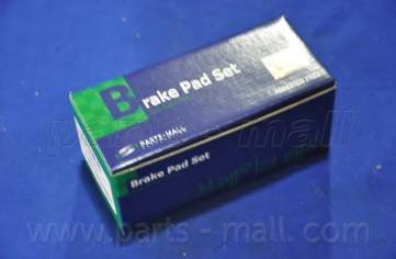 PARTS-MALL PKB-013 Комплект тормозных колодок,