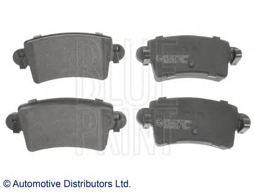 BLUE PRINT ADG04247 Комплект гальмівних колодок,