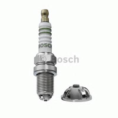 BOSCH 0 242 240 587 Свеча зажигания