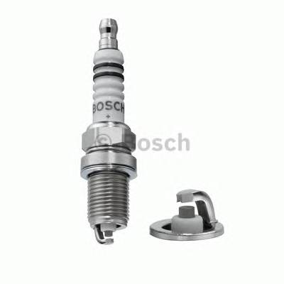 BOSCH 0 242 235 667 Свеча зажигания